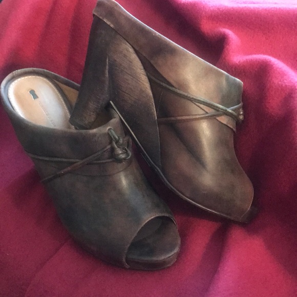 Soooo cute, Genuine Leather - Picture 4 of 5